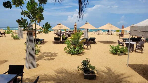 Deluxe Family Suite Seaview with Balcony | Beach/ocean view