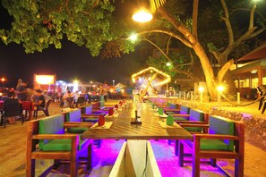 Restaurant - Tartaruga Beach Unawatuna (Unawatuna)