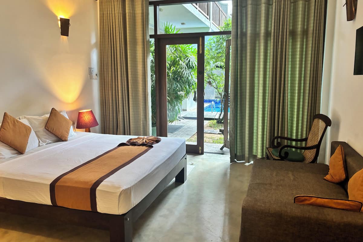 Deluxe Triple Ground Floor room