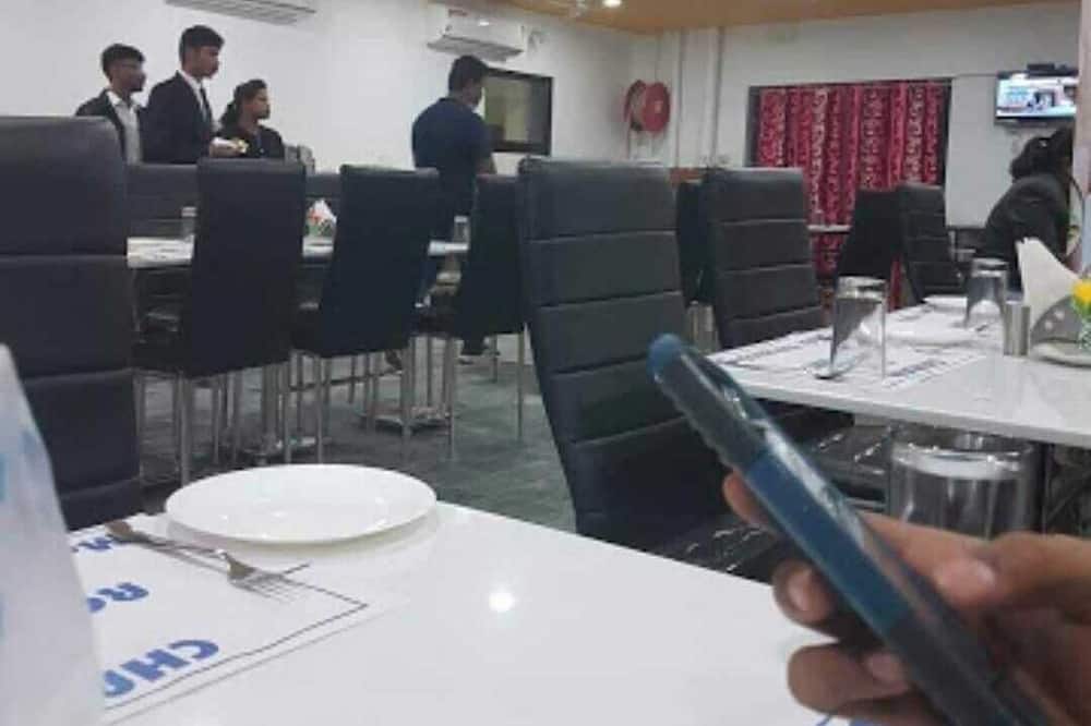 Hotel Chandan