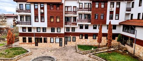 Apartment, 1 Bedroom, Accessible, Balcony | Garden