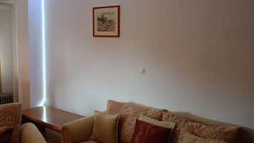 Departamento, 1 habitación, con acceso para personas discapacitadas, balcón | Sala de estar