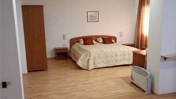 Apartment, 1 Bedroom, Accessible, Balcony | 1 bedroom
