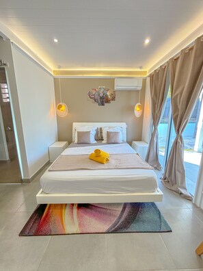 3 chambres, fer et planche à repasser, lit de bébé portatif