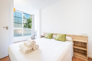 2 chambres, fer et planche Ă repasser, Wi-Fi gratuit, draps fournis