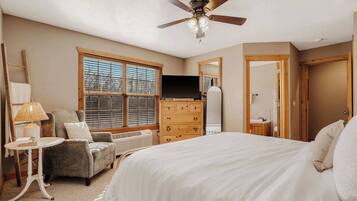 1 kamar tidur dan didekorasi berbeda-beda