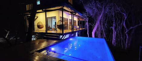 Alberca al aire libre