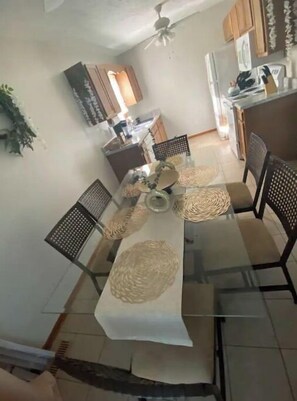 Dining - Akia Abode House (Newburgh)