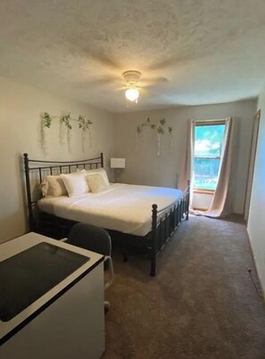 3 bedrooms, WiFi, bed sheets