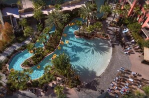 Pool - Wyndham Bonnet Creek - Disney for Jersey Week!  Nov 6th-Nov12th. 3 bedroom condo (Lake Buena Vista)