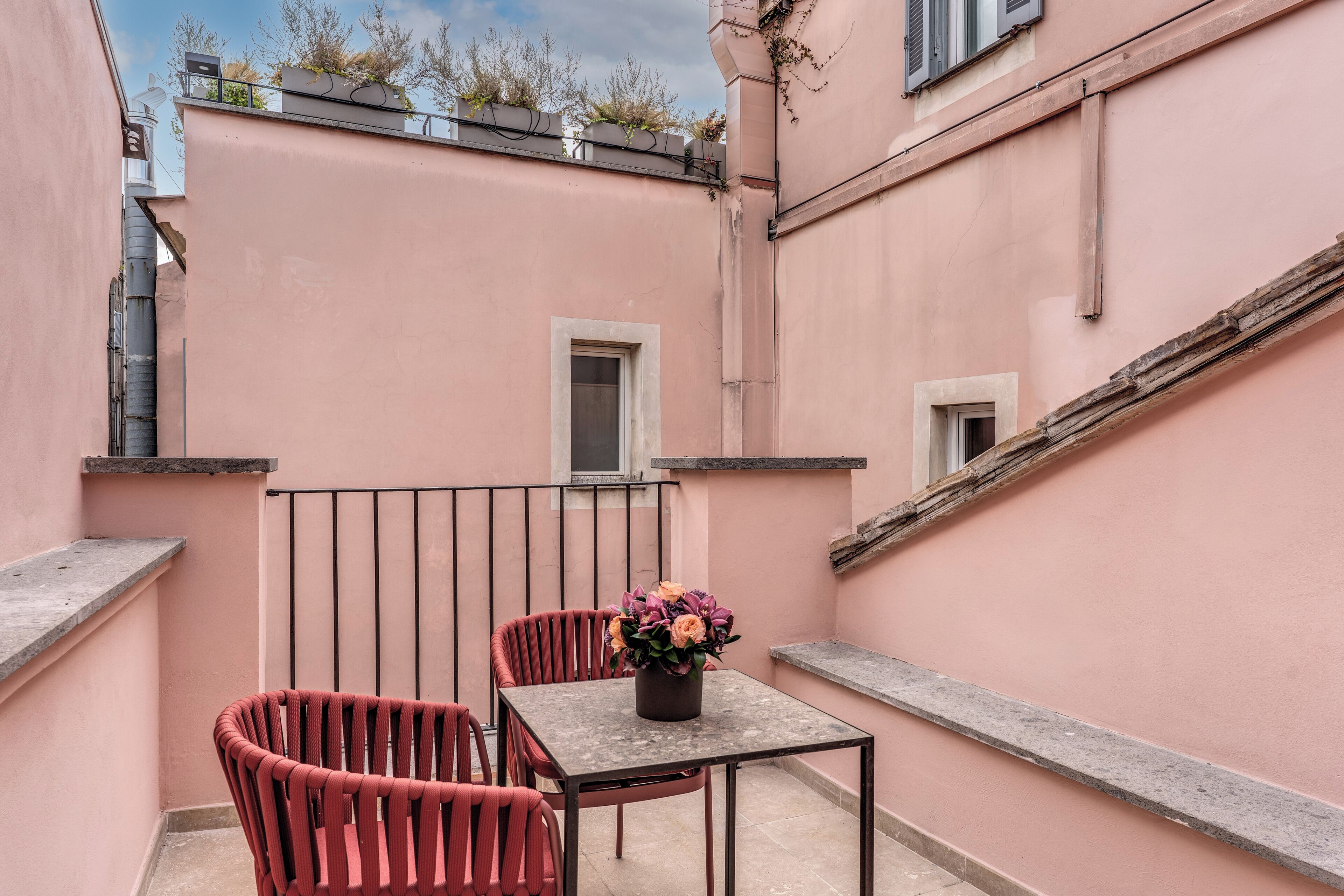 Suite, terraza | Ropa de cama de alta calidad y edredones de plumas