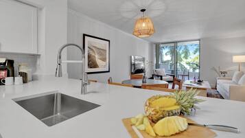 Apartemen Deluks, 3 kamar tidur | Dapur pribadi | Lemari es besar, microwave, oven, dan kompor