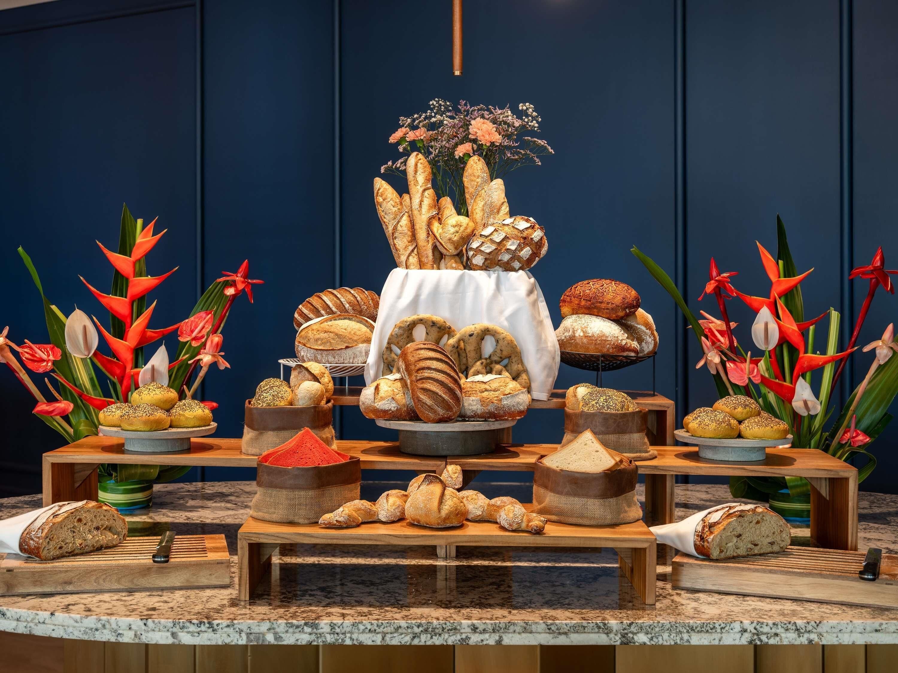 Desayuno buffet todos los días (con cargo) 