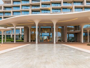 Exterior - Sofitel Cotonou Marina Hotel & Spa (Cotonou)