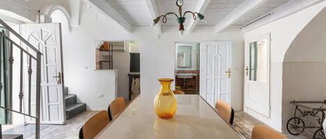 Apartment | Esszimmer