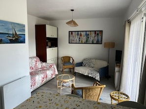 TV - Studio with balcony - 2 min beach and AquaBaule (La Baule-Escoublac)