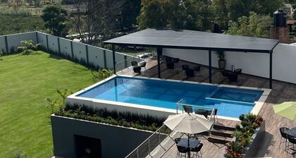 Hotel Cinco Diamantes