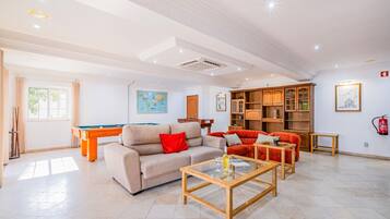 Game room