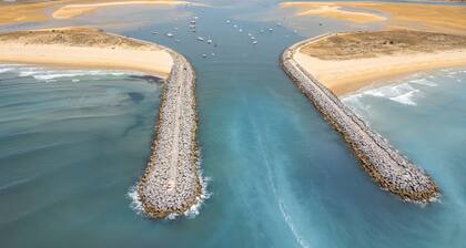 Villa w/ BBQ & heatable pool, Albufeira