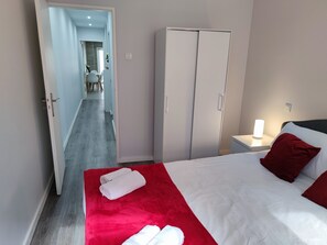 1 chambre, Wi-Fi gratuit, draps fournis