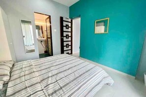 1 Schlafzimmer, Schreibtisch, WLAN