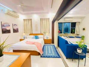 1 chambre, fer et planche à repasser, Wi-Fi gratuit, draps fournis