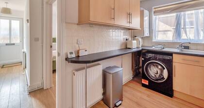 Pass the Keys | Stylish 2 Bed Apartment Parking Oxford