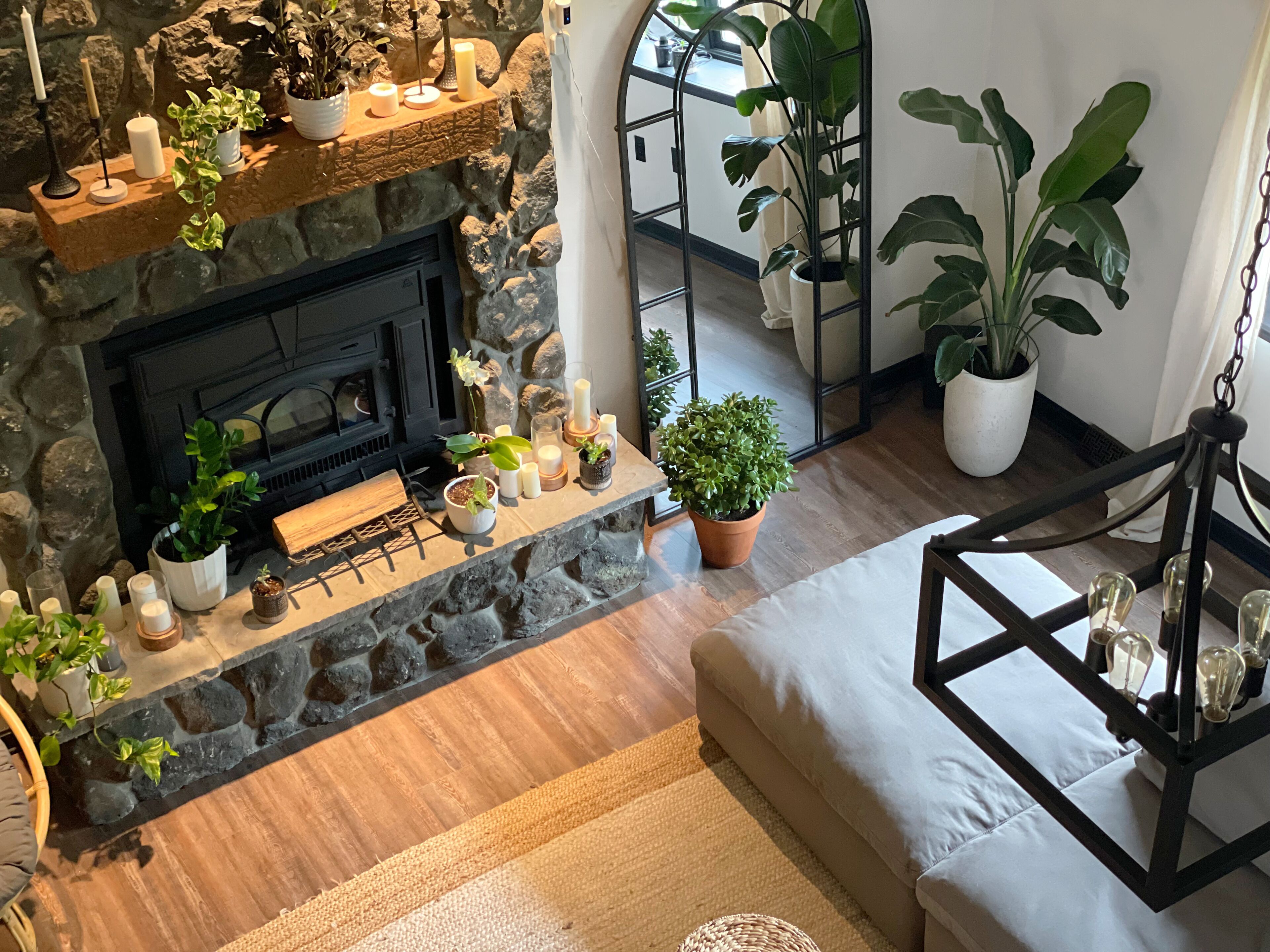 Renovated Cozy Cabin Style Home