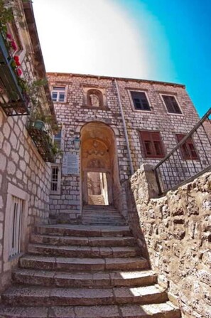Apartment | Exterior - 1 Bed Near Old Town - Sleeps 2 w Wifi (Dubrovnik)