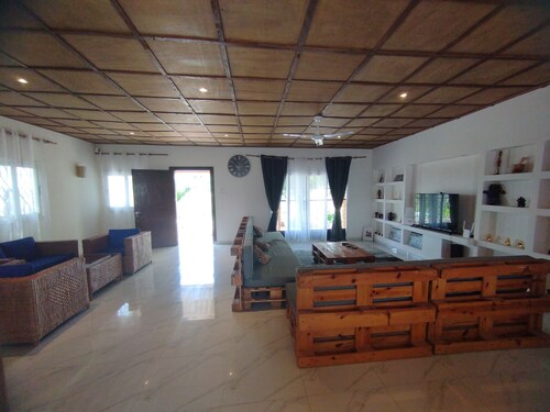 Maison Dans une Zone Tranquille à 15 mn en Voiture de la Plage