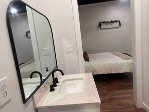 1 habitación y caja de seguridad en la habitación