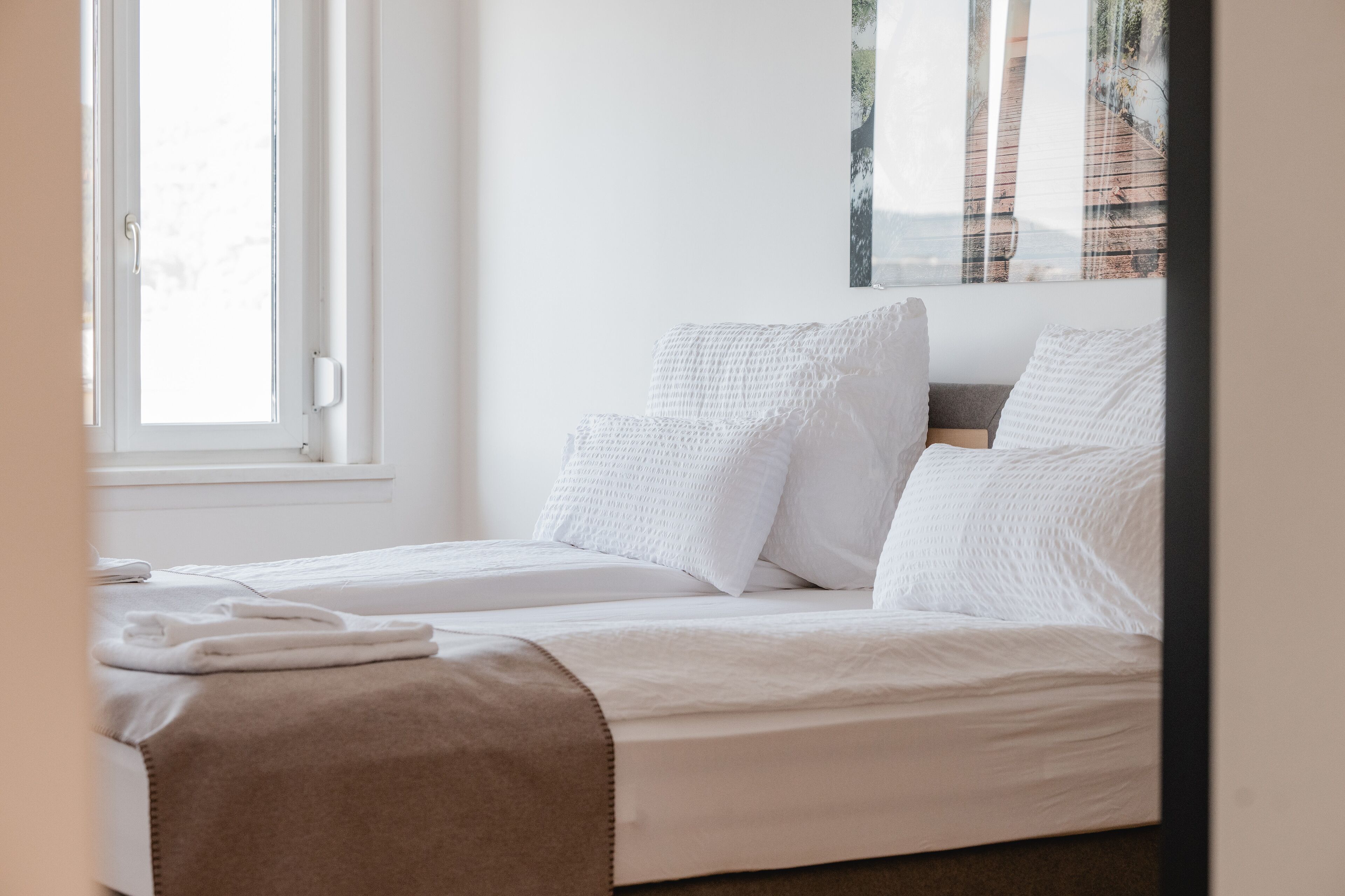 3 soverom, strykejern/-brett, wi-fi og sengetøy