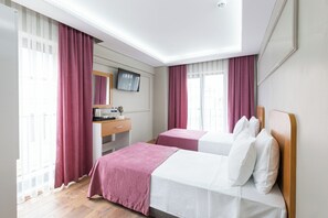 Standard Double or Twin Room | Egyptian cotton sheets, premium bedding, Select Comfort beds - Ria Suites Hotel (Istanbul)