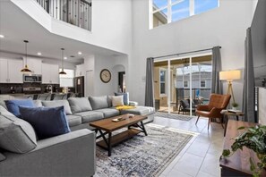 Smart-TV, Videospiele, Tischfußball