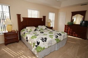 4 bedrooms, iron/ironing board, free WiFi, bed sheets