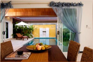 Outdoor dining