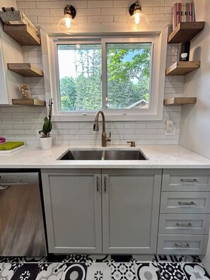Interior - Cozy front lake cottage #3 (Harrington)