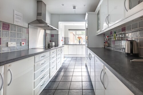 Hidden Gem Minutes From Heathrow Airport