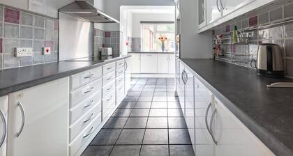 Hidden Gem Minutes From Heathrow Airport