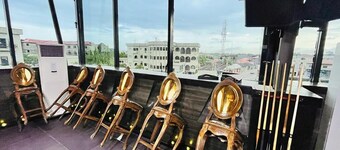 Dluxe Premium Hotel