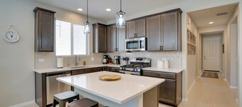 Lovely Tucson Home w/ Private Pool & Fire Pit!