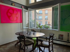 Exterior - Room in a Private Guest House (Paris)