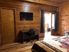 Honeymoon Suite, Pool Access, River View | 1 bedroom, premium bedding, individually decorated
