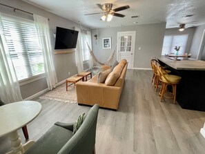 Living area - 12 Minutes from Clearwater Beach! Family-Friendly Beach Vacation Home (Clearwater)