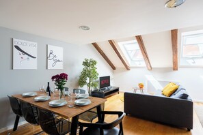 Living area - Modern 3 bedrooms apartment with AC (Prague)
