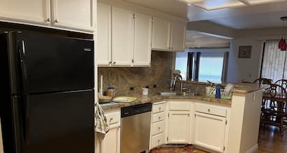 Hiking, SUP, Kayaking, Cycling. This Home is adjacent to Lake Natoma State Park.