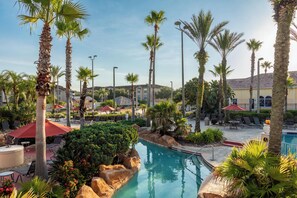 สระว่ายน้ำ