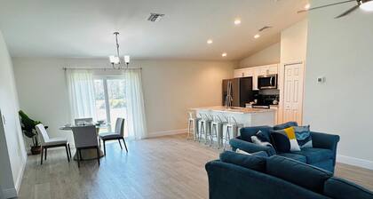 Cape Coral Nature Retreat with Adjacent Boating, Fishing & Trails