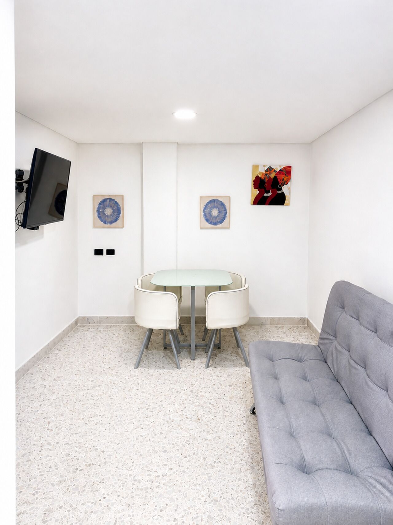 Familienapartment, 2 Schlafzimmer, Zimmerreinigung, Stadtblick | Esszimmer
