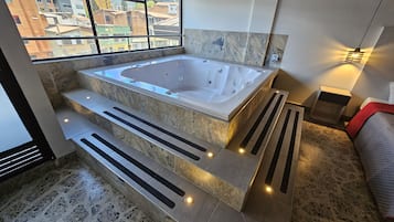 Luxury Suite, Hot Tub | Private spa tub